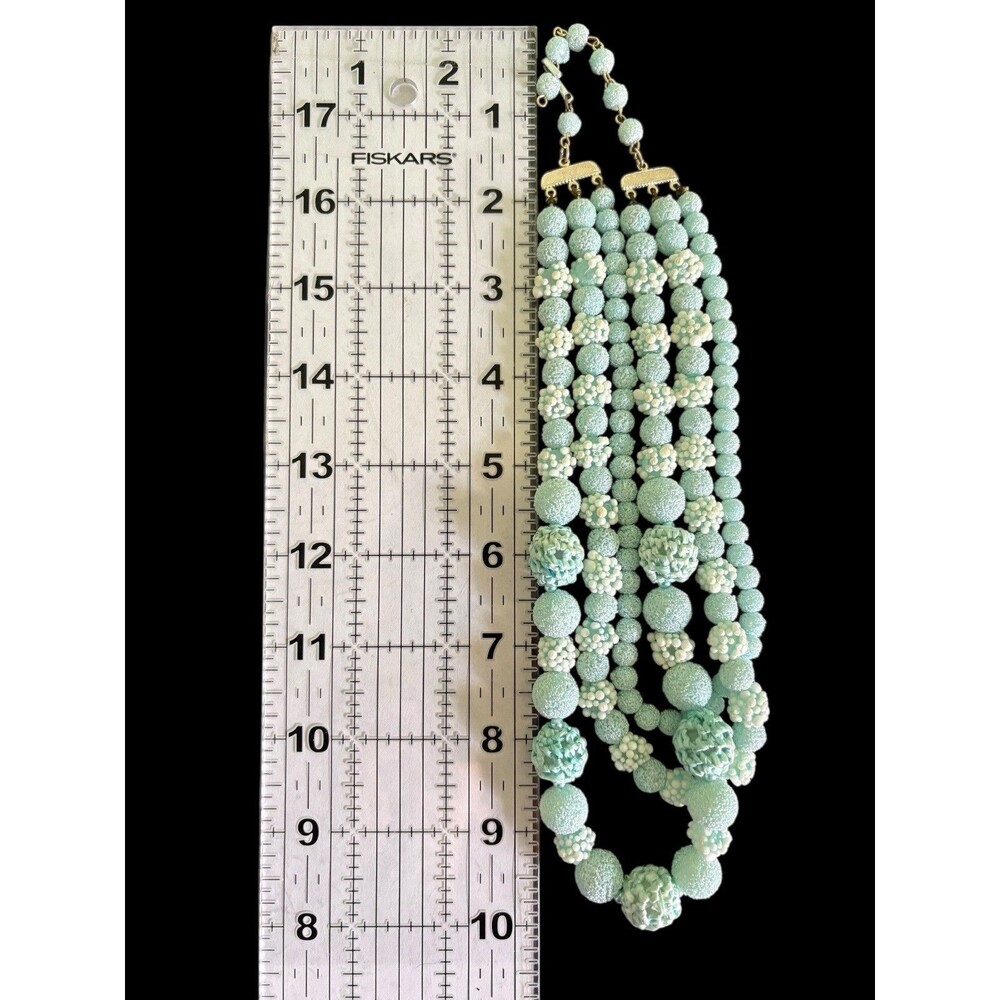 Vintage Triple Strand Beaded Necklace Aqua Blue Textured Beads Silver Tone Clasp - Picture 4 of 7